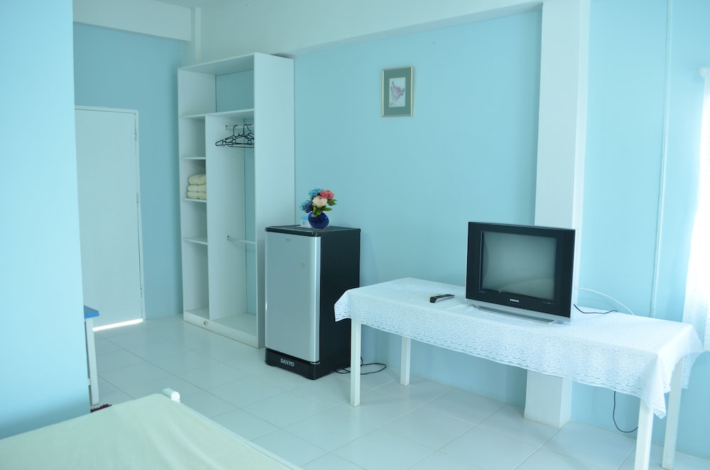 Makmai Villa 36/38
