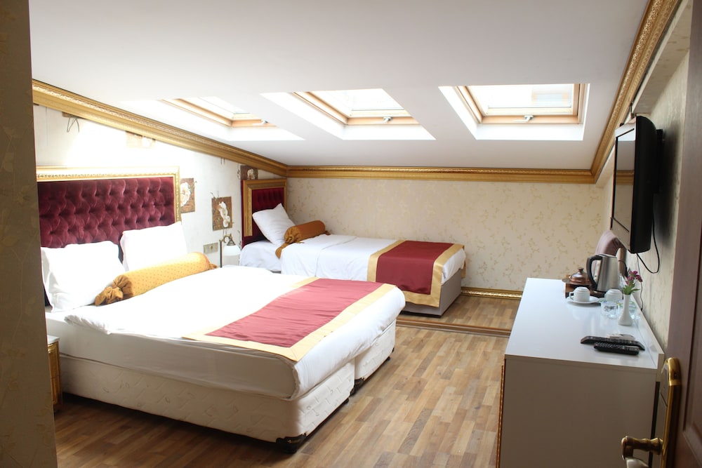 Marmara Deluxe Hotel 11/72