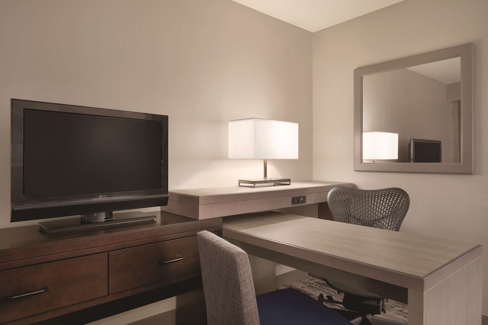 Embassy Suites by Hilton Atlanta at Centennial Olympic Park 34/69