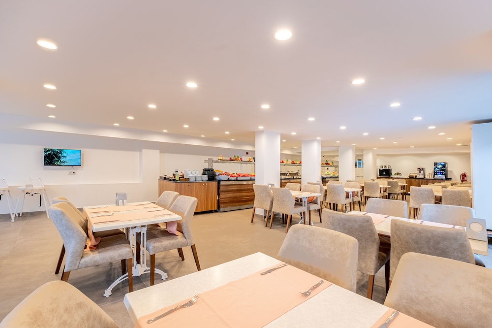 Viking Beach Hotel & Spa 16/26