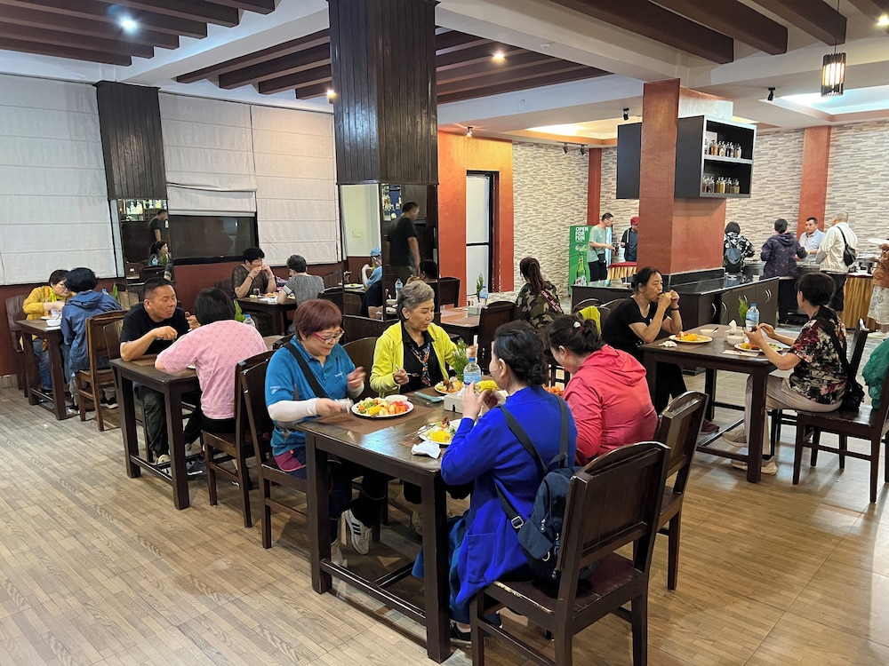Ratna Giri Resort 29/49