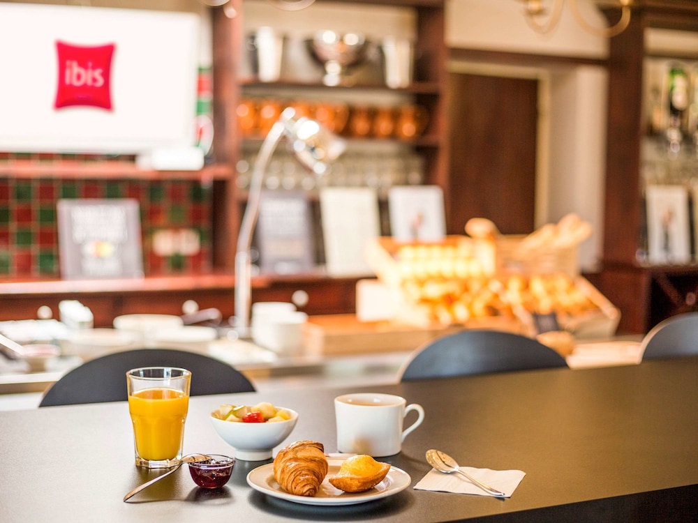 ibis Carcassonne Est la Cite 33/50