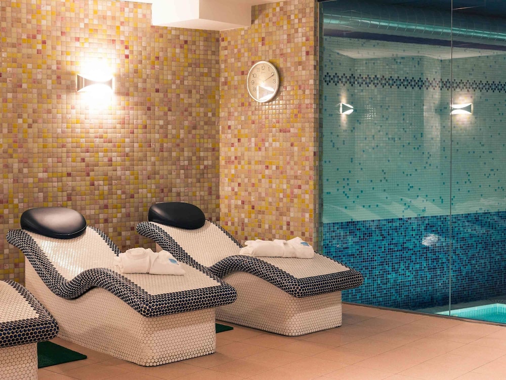 Mercure Bilbao Jardines De Albia 34/70