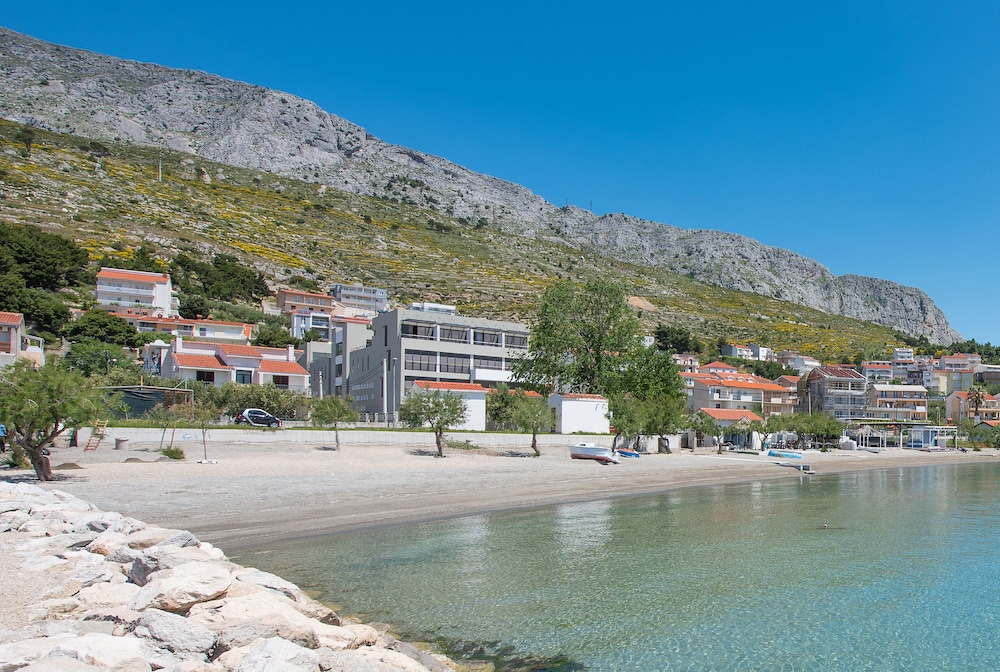 Hotel Nestos 23/29