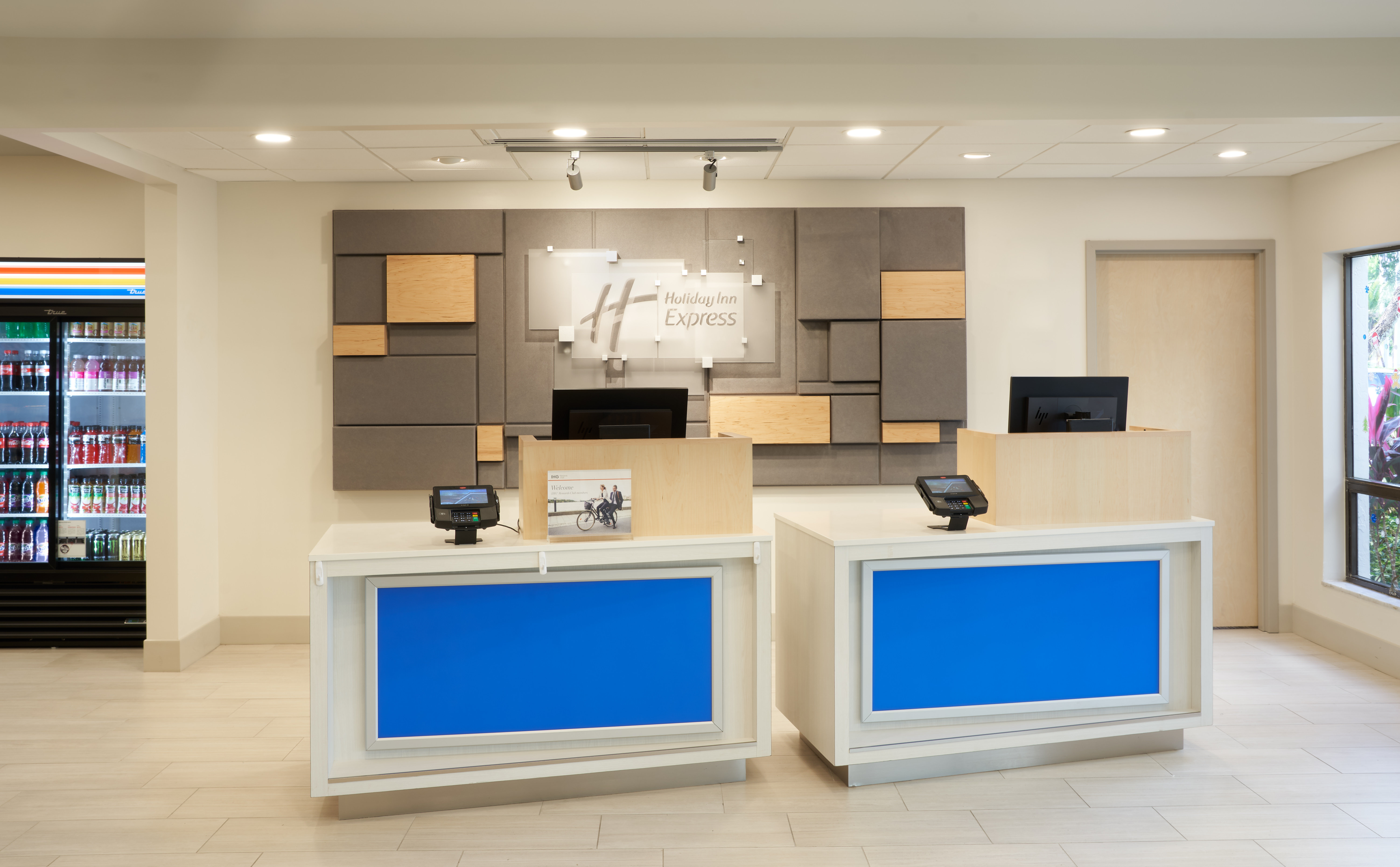 Holiday Inn Express Boca Raton-West 11/60