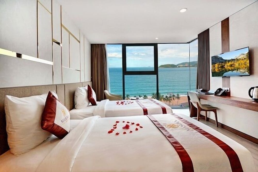 SENIOR, DOUBLE OR TWIN BED, SEA VIEW