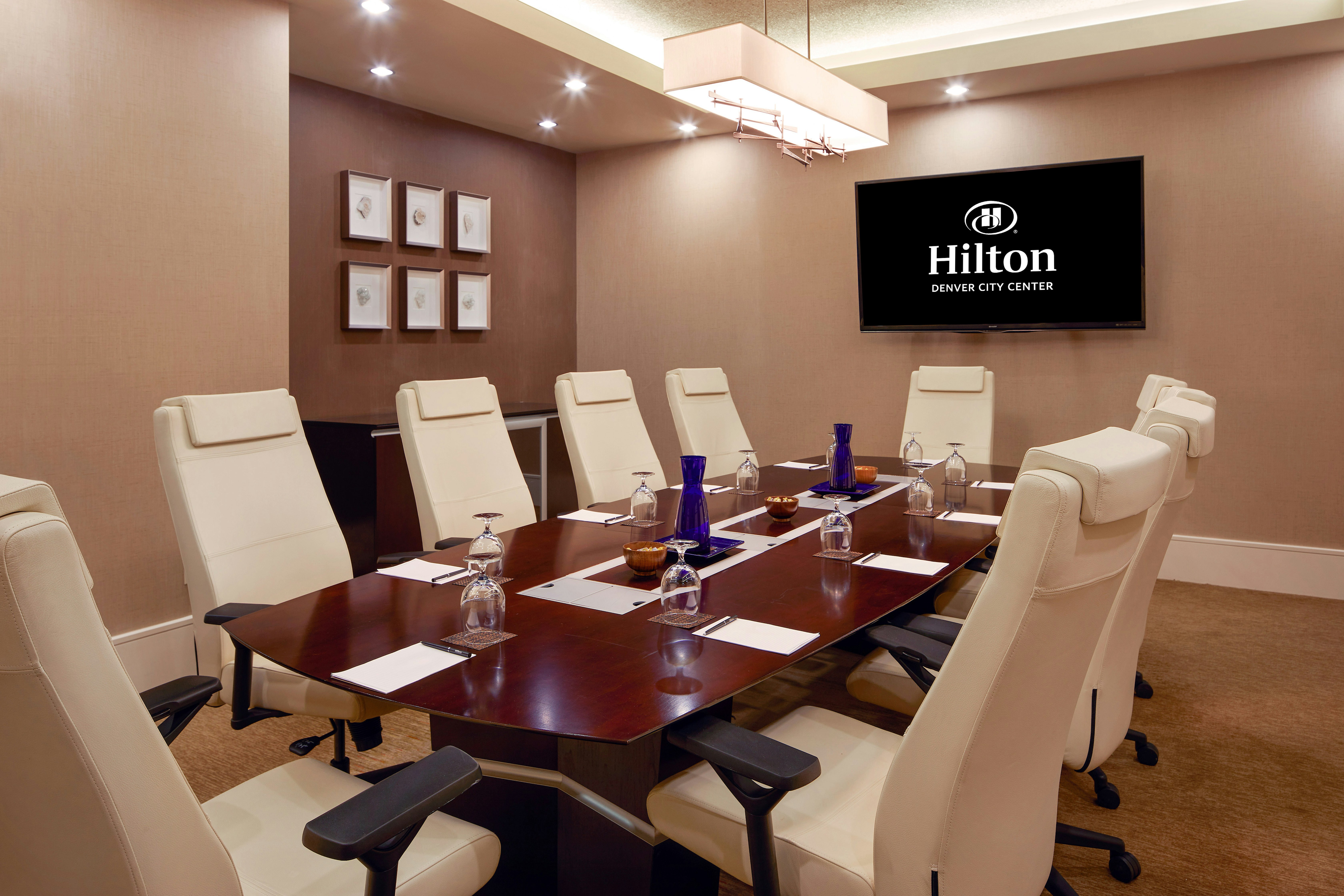Hilton Denver City Center 77/89