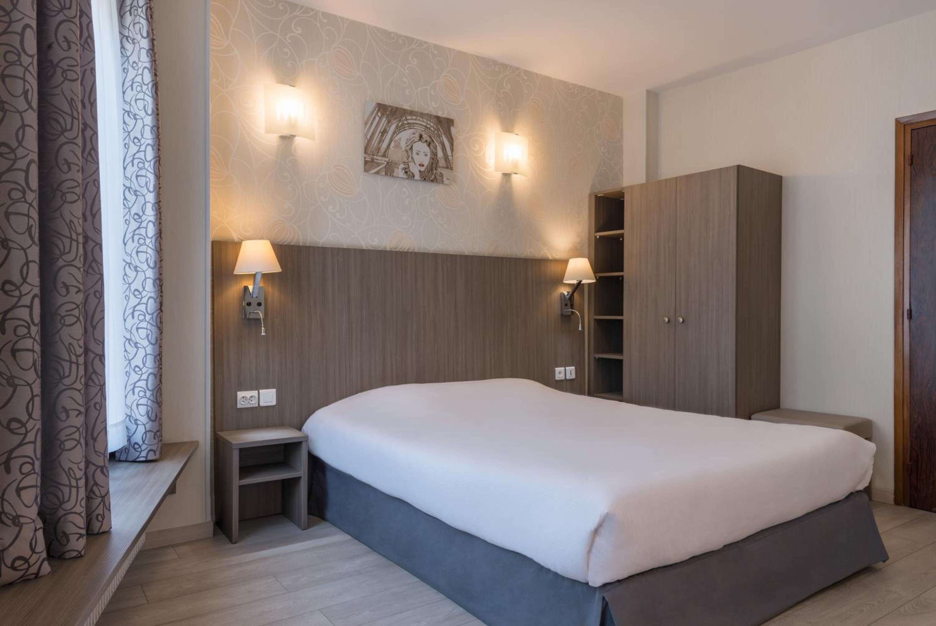 Louest Hotel 14/50