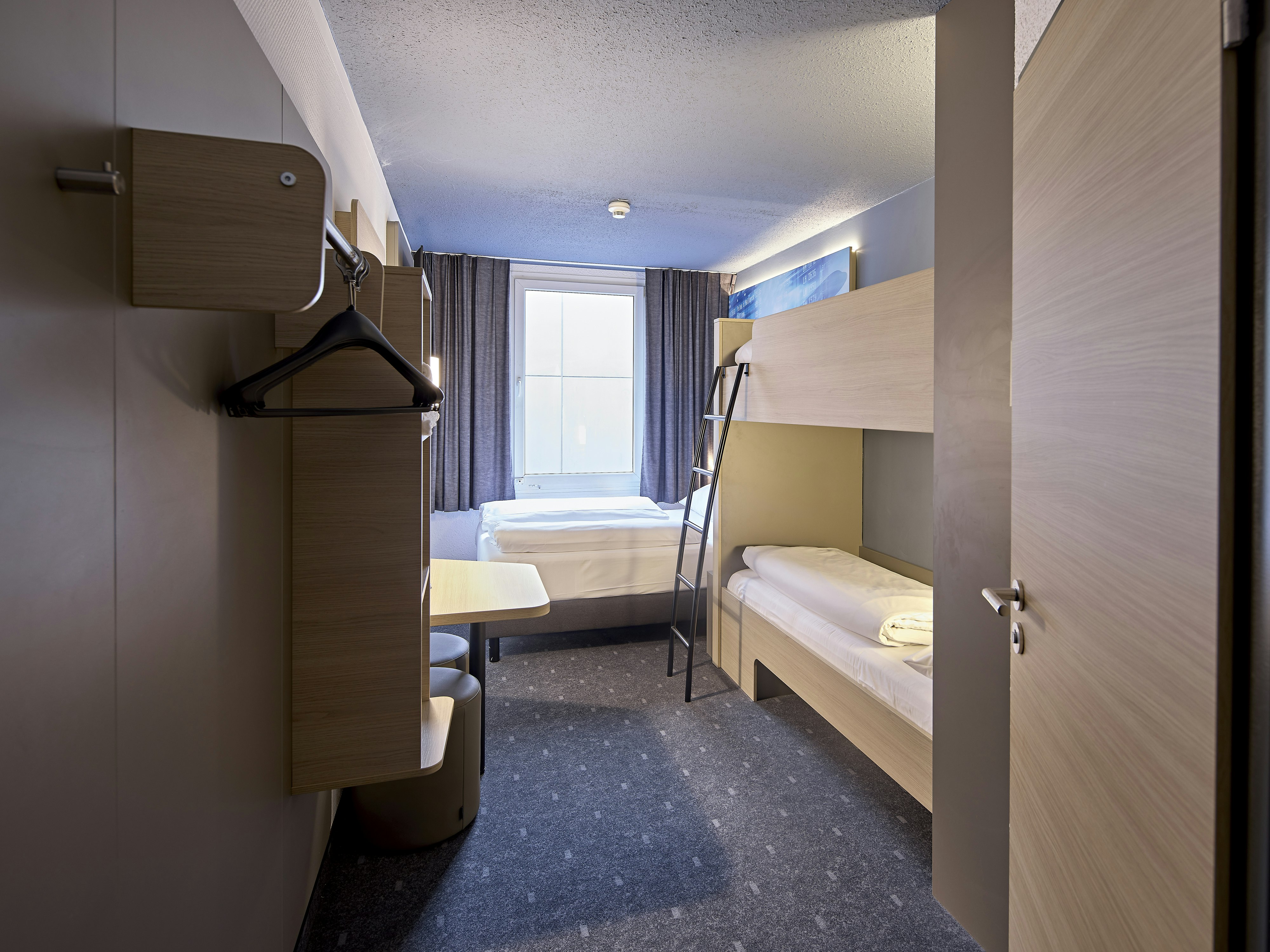 B&B Hotel Koln Airport 29/30