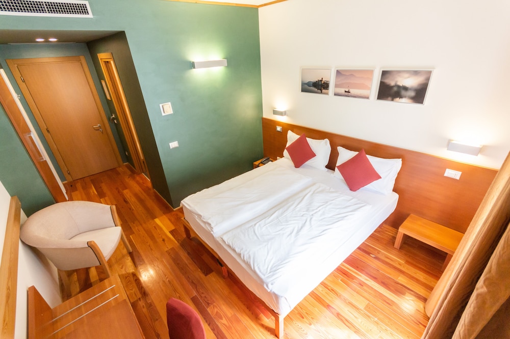 Hotel Cortese 24/60