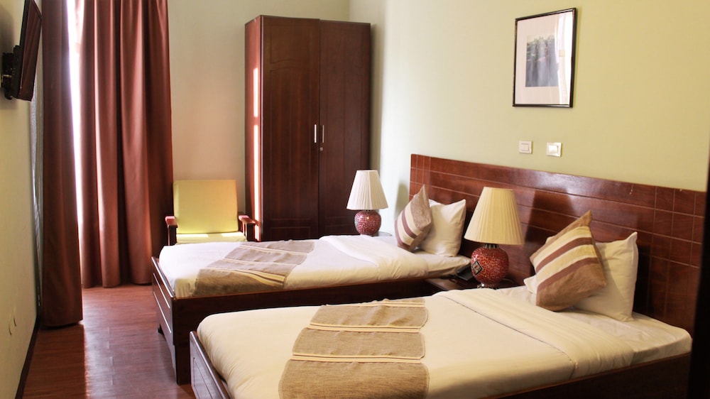 Lobelia Hotel 13/68