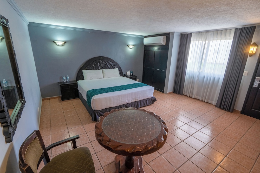 InHouse Select Hacienda Tres Rios 25/70