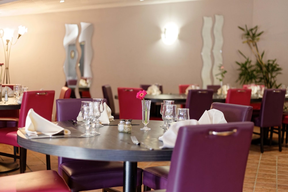 Charme Hotel Montbeliard Sud 30/40