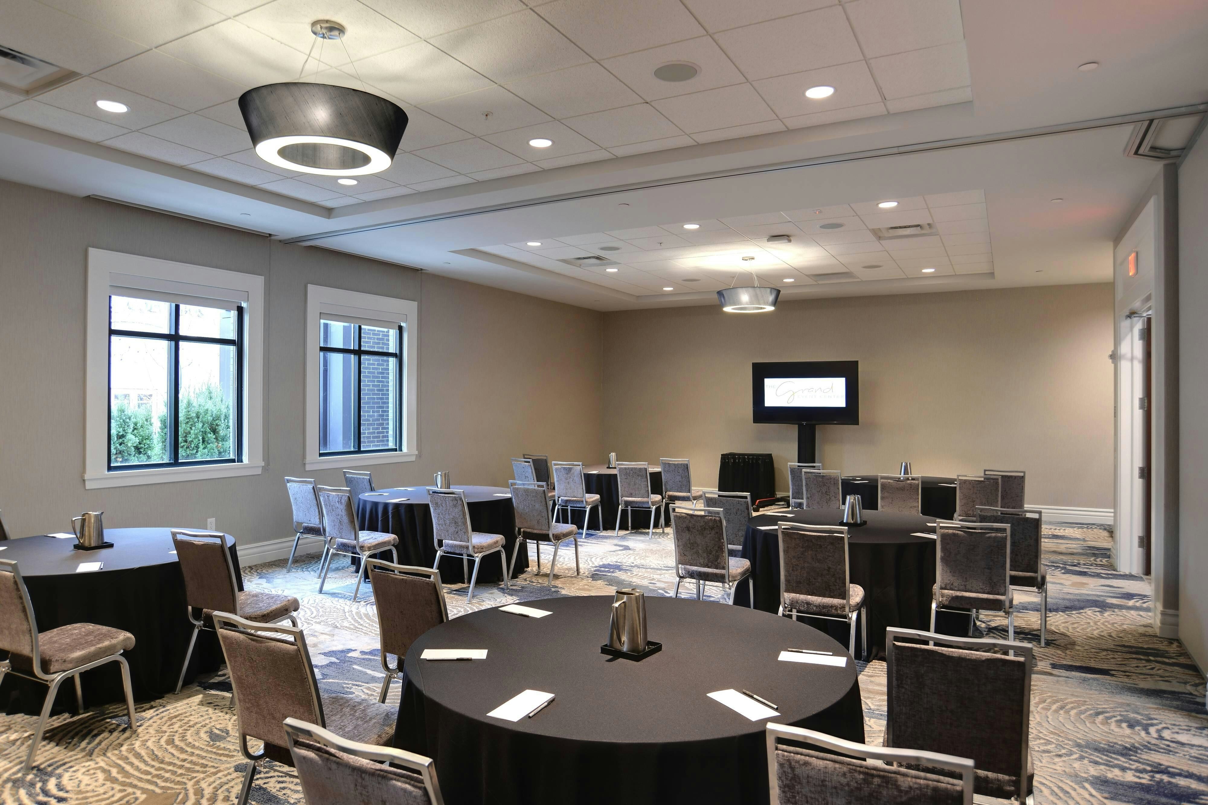 Courtyard By Marriott Columbus Osu 22/26