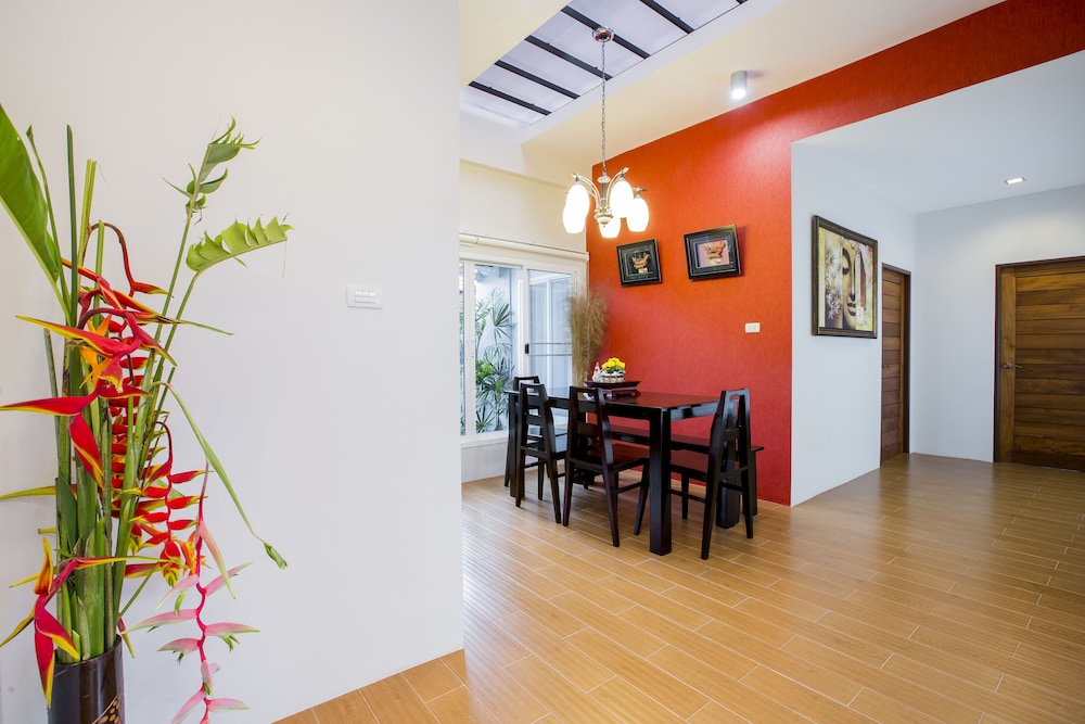 Irawan House 16/48