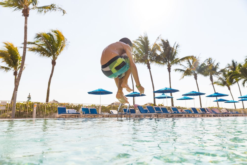 Pink Shell Beach Resort & Marina 26/40
