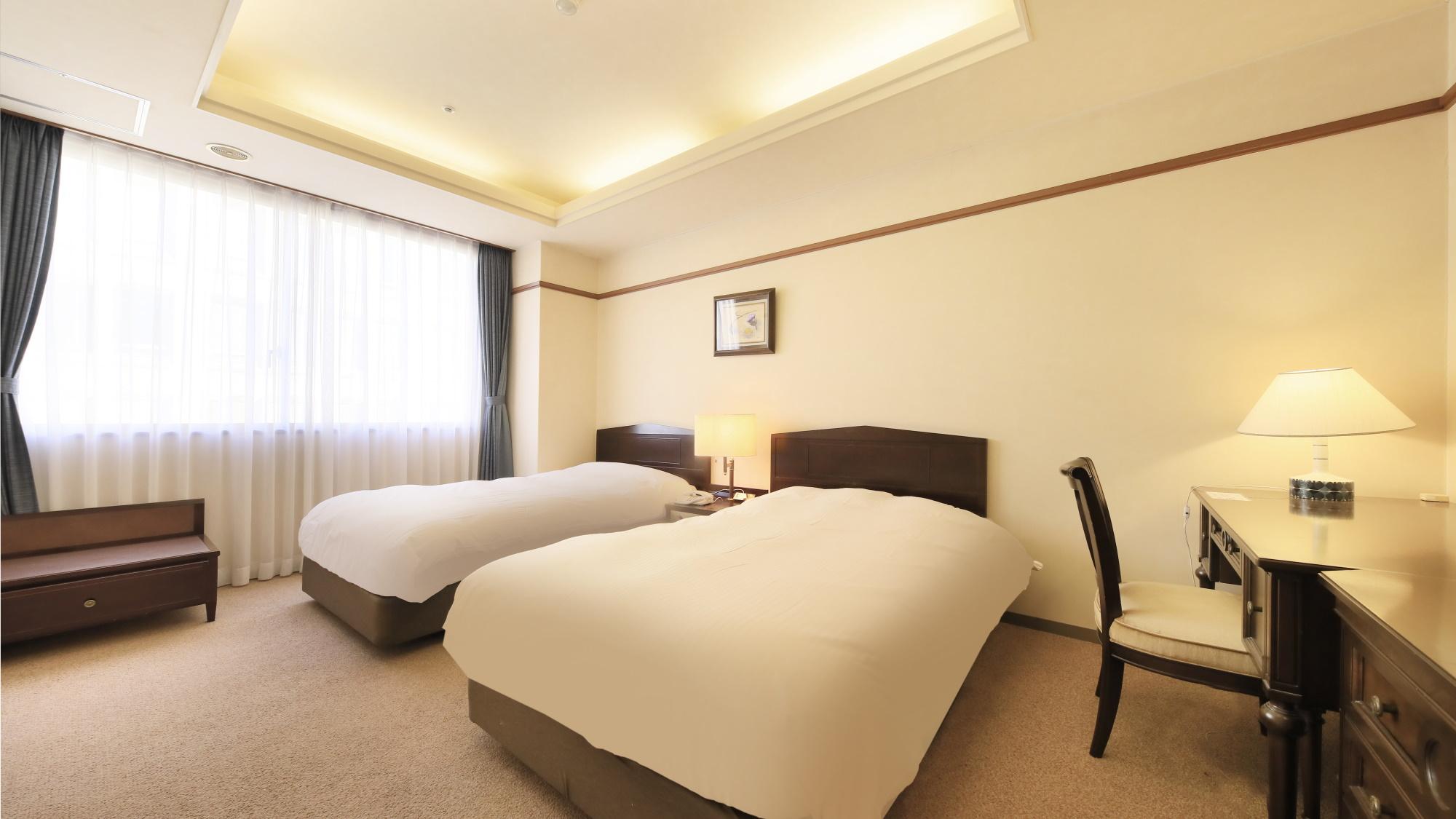 Suite, Twin Beds