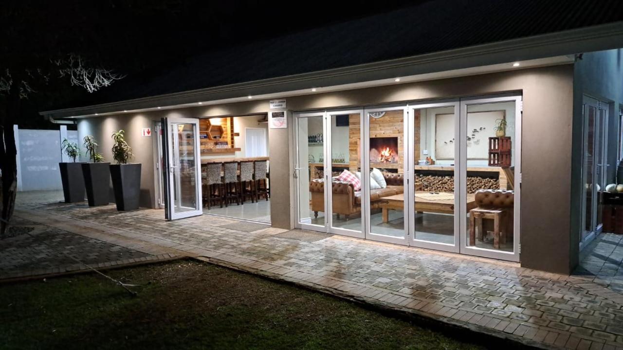 Cape Winelands Business Villas Self Catering rooms 45/50