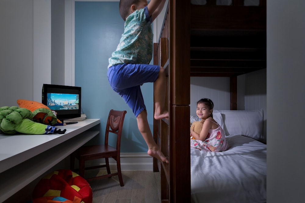 OUTRIGGER Koh Samui Beach Resort 40/85