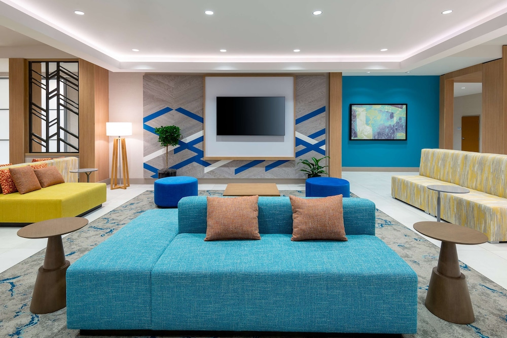 Hilton Garden Inn Panama City Airport, FL 24/63