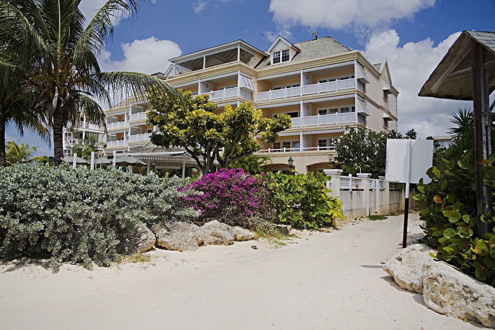 Coral Sands Beach Resort 22/27