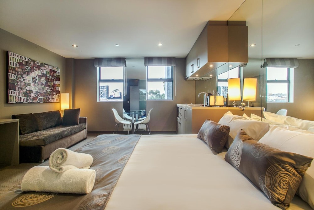 Comfy Kew Apartments 13/29