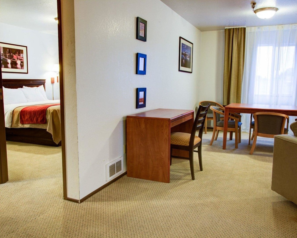 Quality Inn Florence, OR 33/41