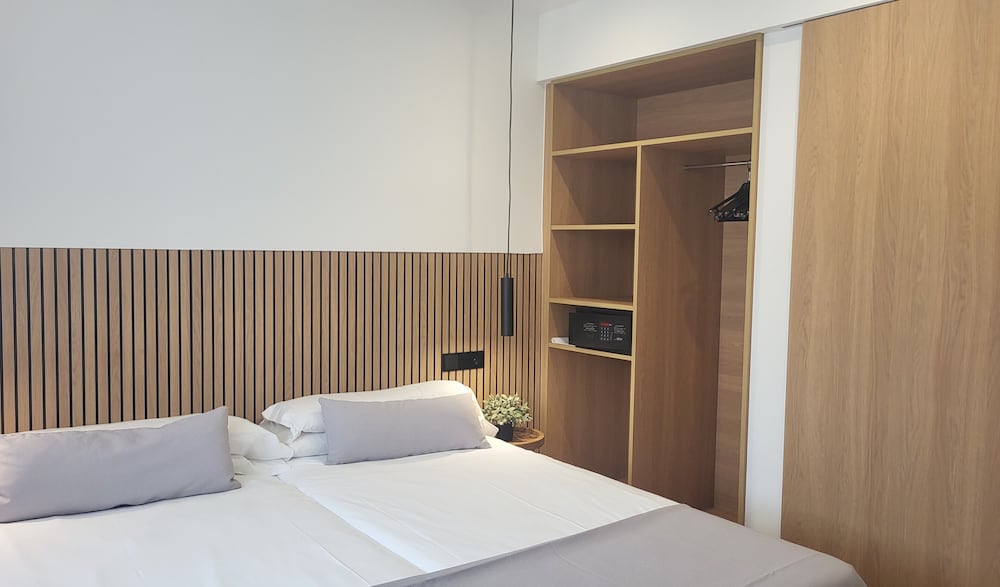 Premium, Suite, Queen Bed, Courtyard View, Sofa, Adult Only, Balcony, Pool Access