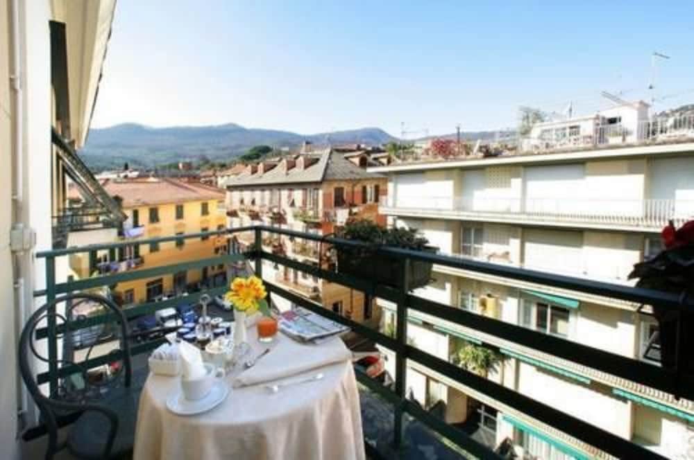 Hotel Jolanda 40/50