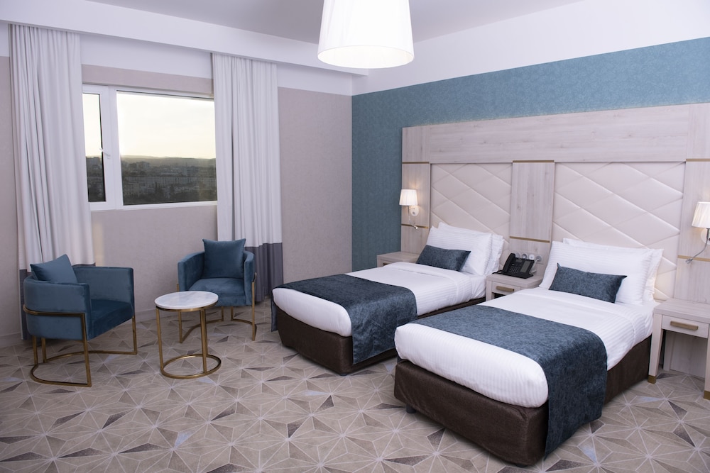 RODINA Hotel 9/49