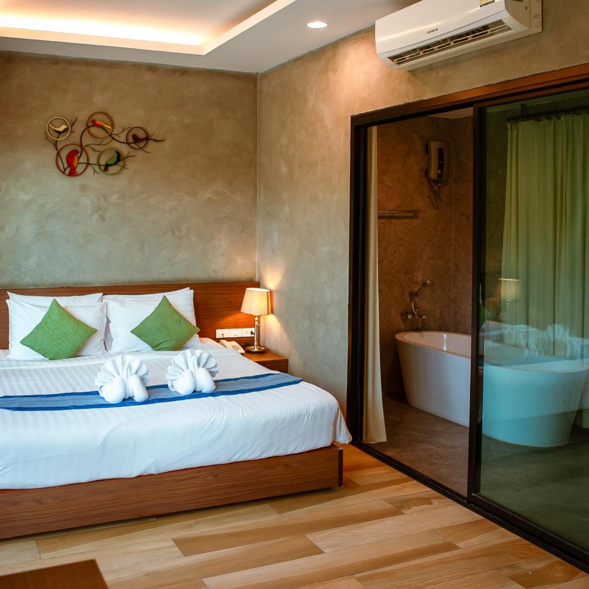 غرفة بسرير كينج لذوي الإعاقة، Blue River Resort 3/10