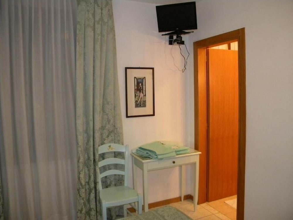 Hotel Adua 50/62