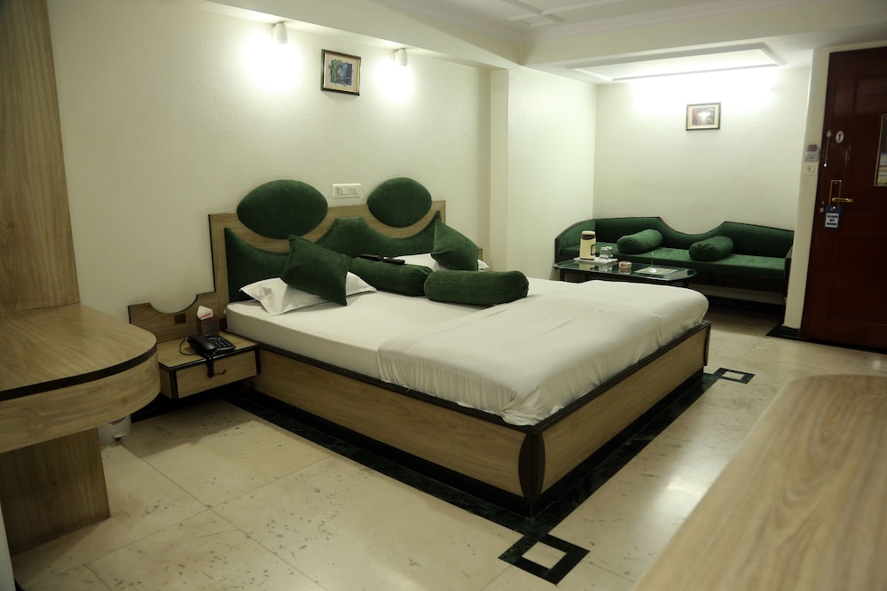 Hotel Jyoti 31/49