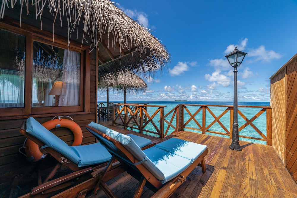 Fihalhohi Maldives 32/61