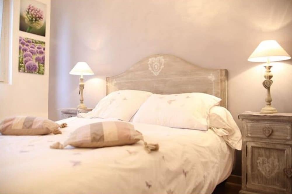 Villa Castel Chambres dHotes 7/45