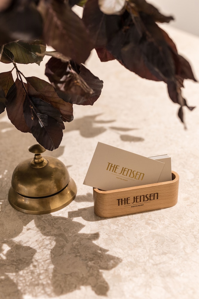The Jensen Potts Point 24/50