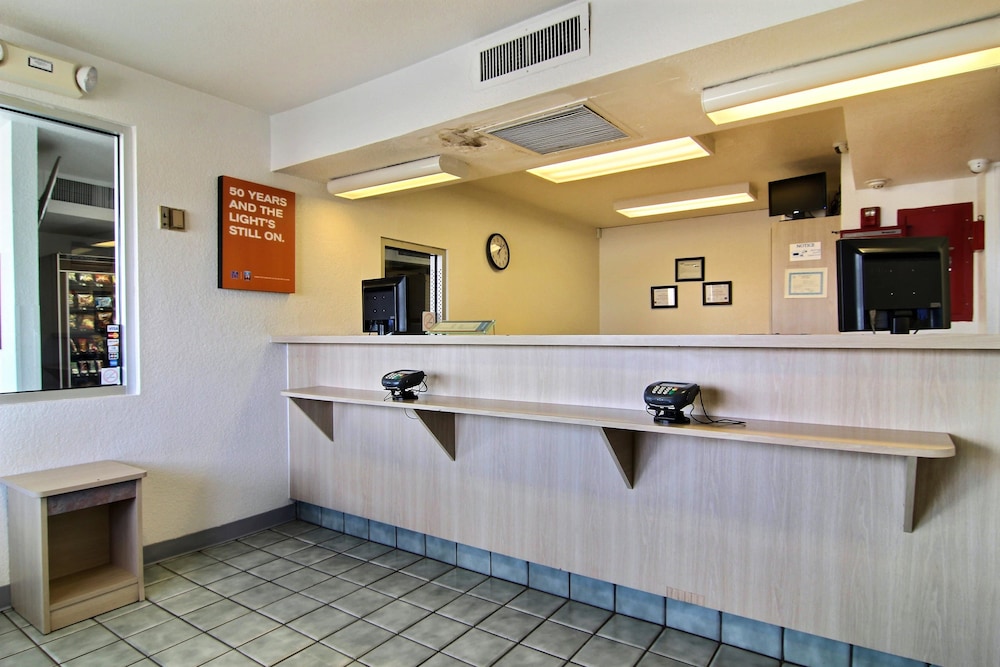Motel6 Tucumcari, NM 12/71