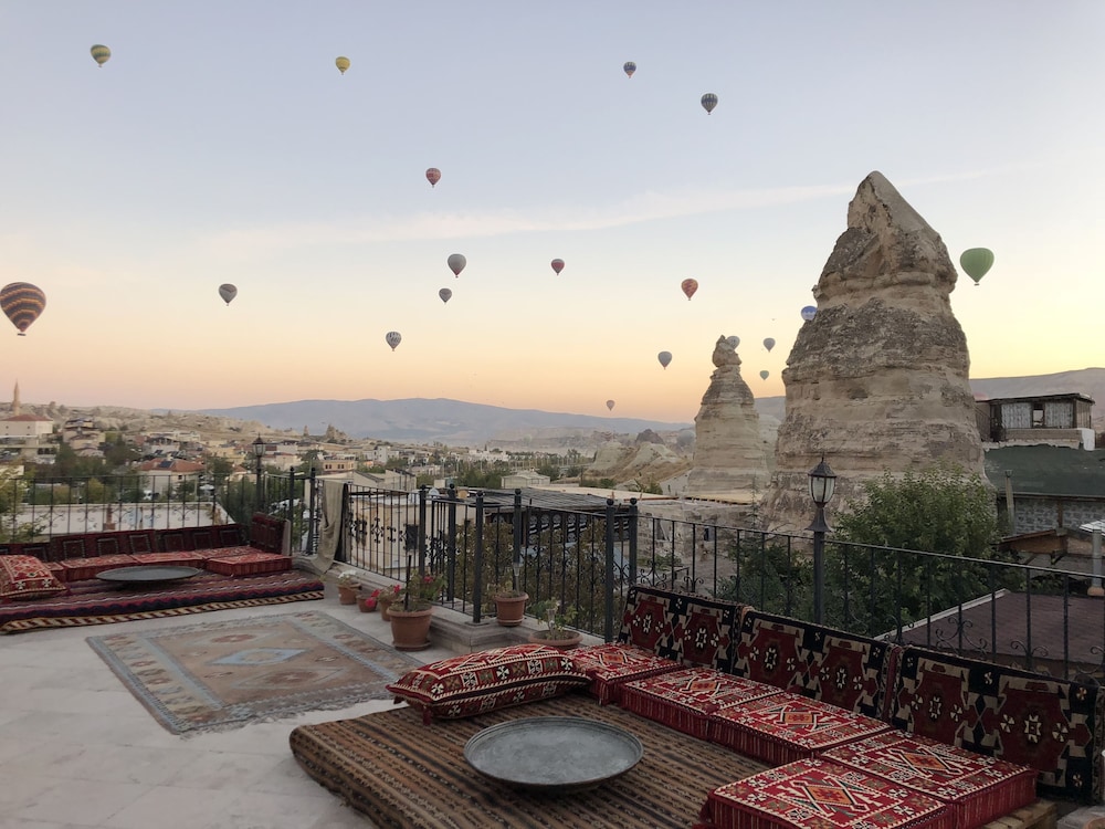 Cappadocia Stone Palace 37/43