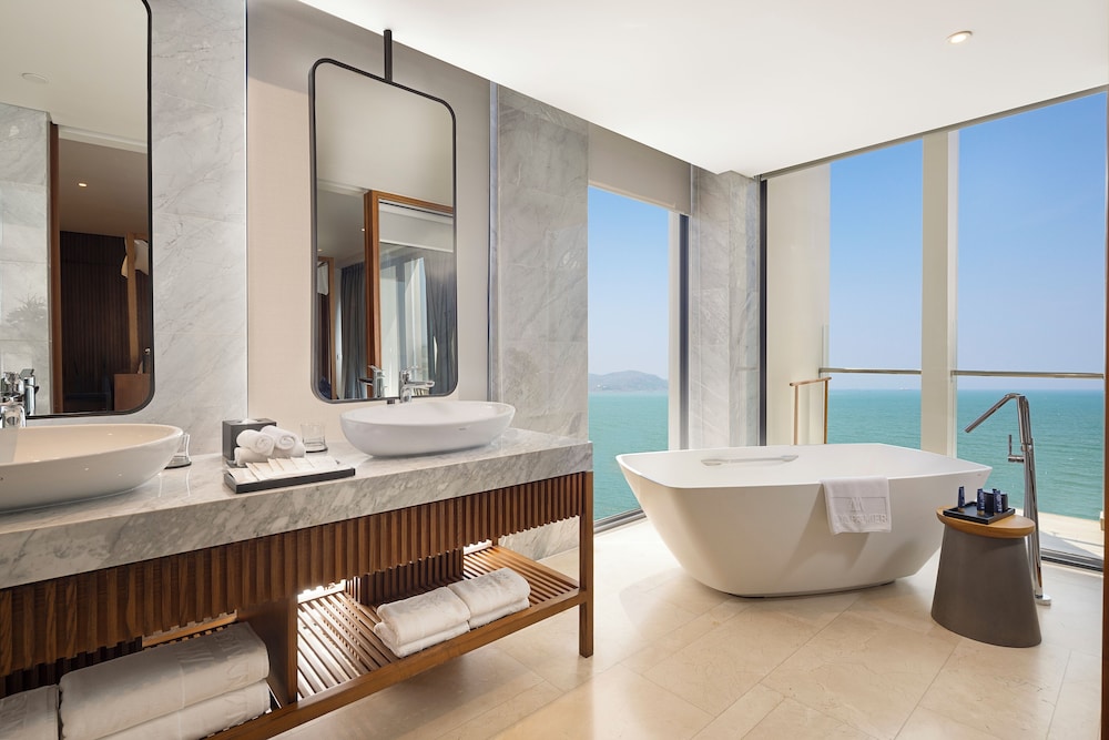 Anya Premier Beachfront Hotel Quy Nhon 48/50