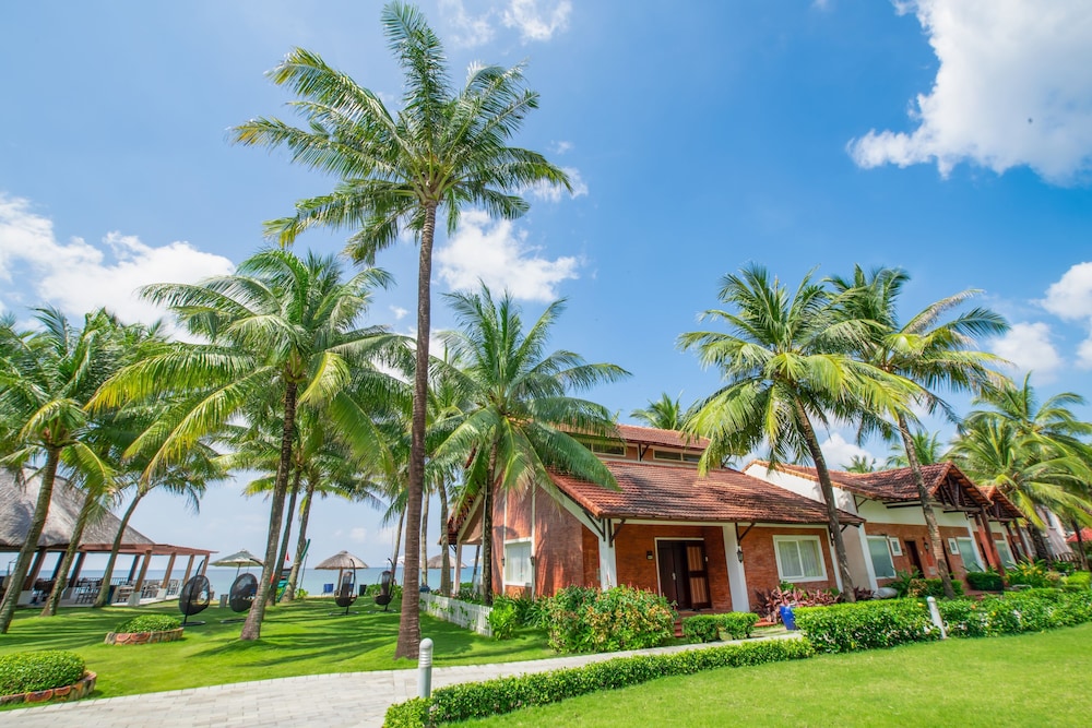 Famiana Resort and Spa Phu Quoc 43/48