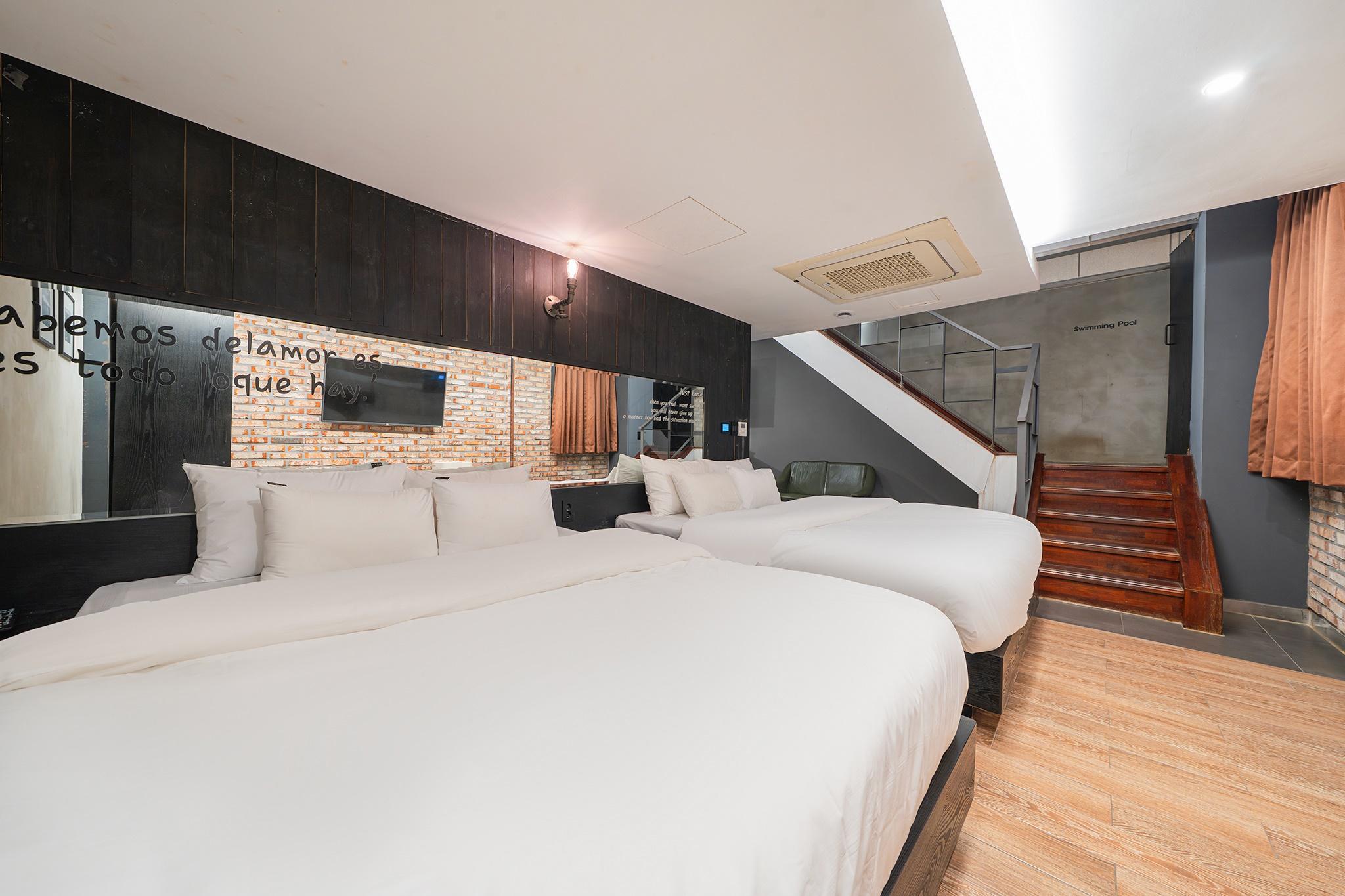 PENTHOUSE