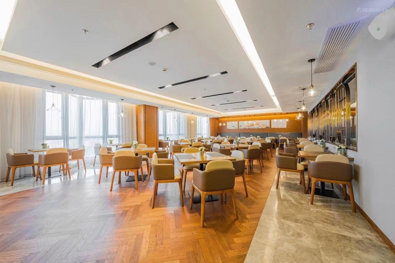 Yitel Collection (Shanghai Qiantan Expo Garden Branch) 39/45