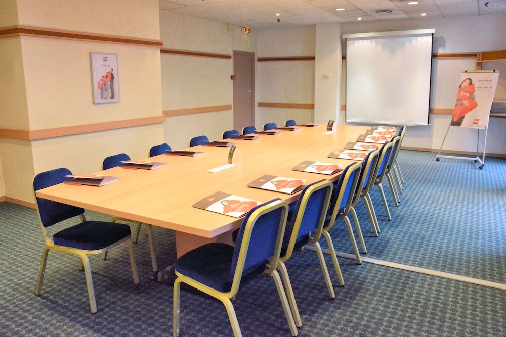 Ibis Grenoble Centre 55/67