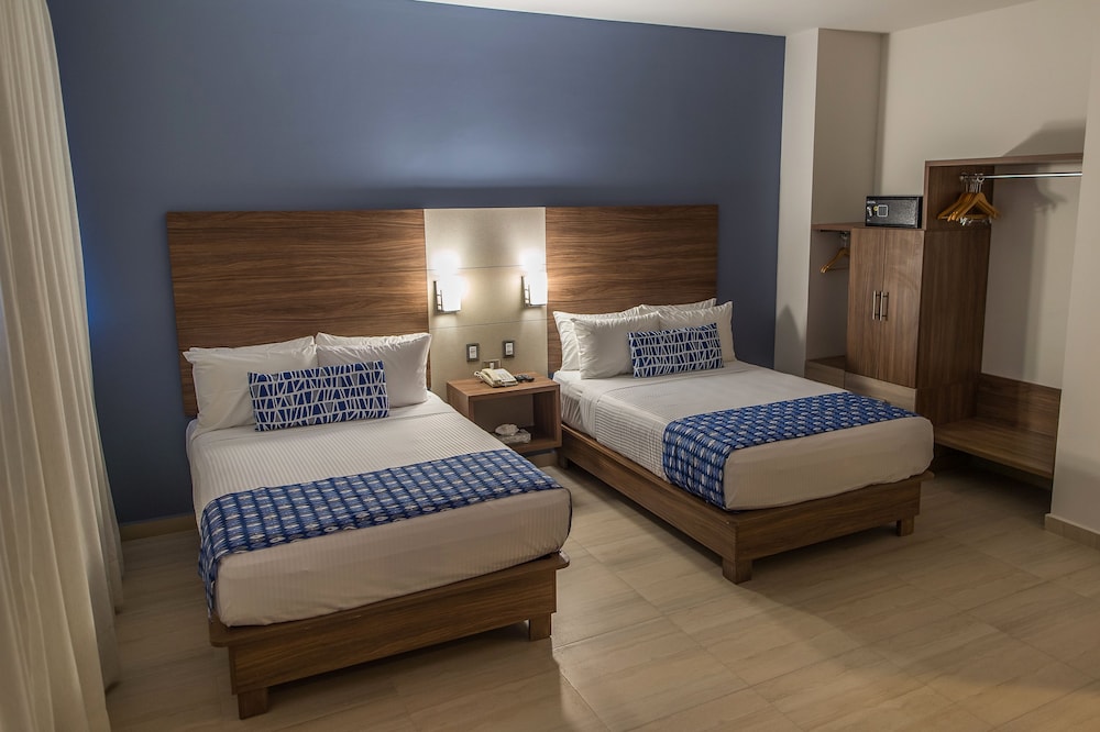 Ocean View Beach Hotel 15/51