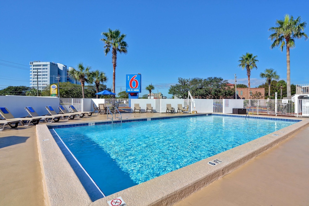 Motel6 Destin, FL 41/51
