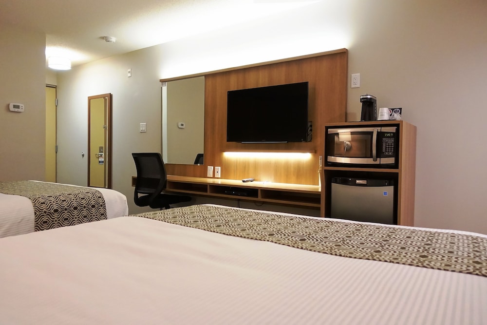 Microtel Casselman 14/39
