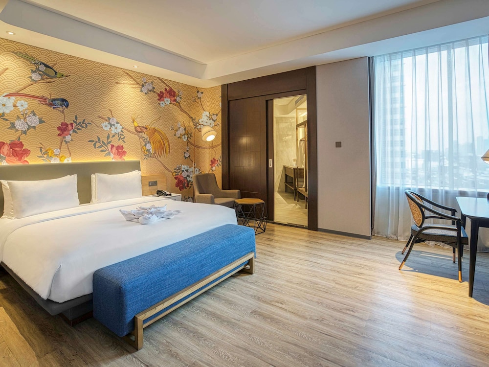 Mercure Jakarta Gatot Subroto 17/78