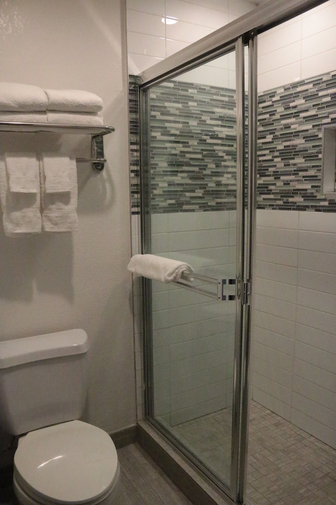 Oc Hotel 13/48