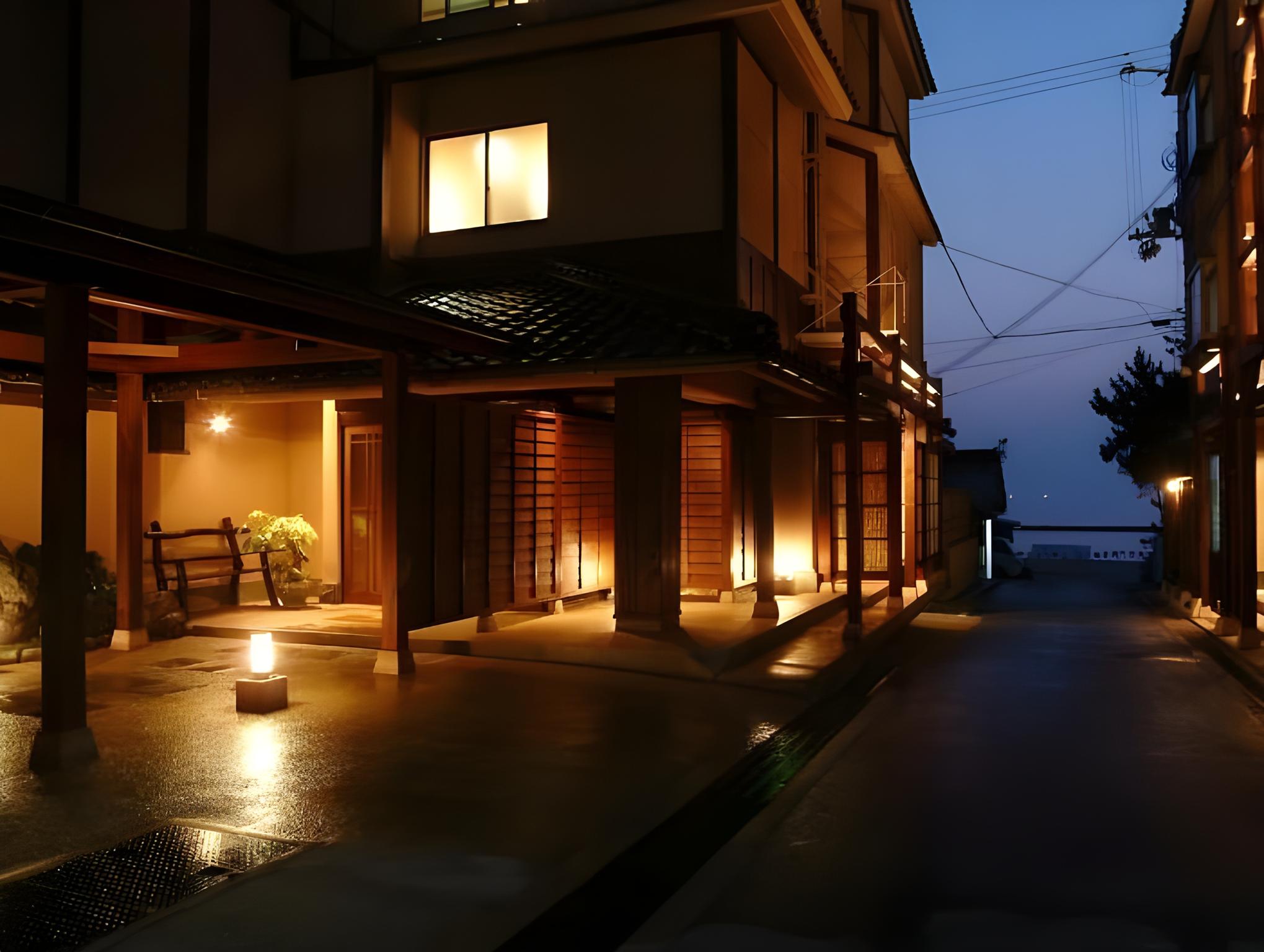 Japanese, North Wing