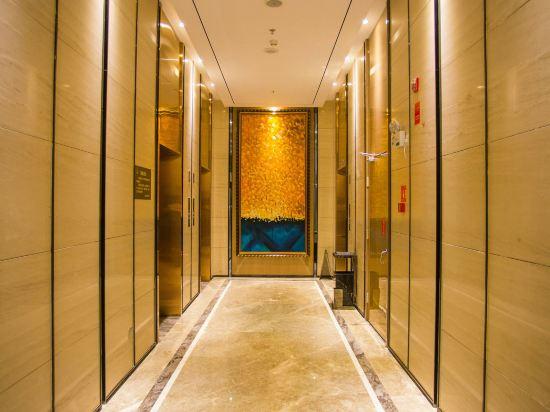 Xiangjiangwan International Hotel 42/55